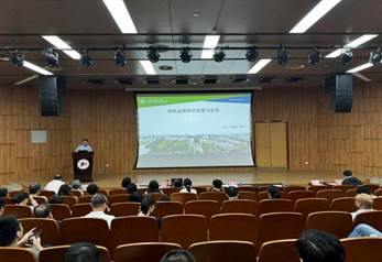 会议室里的人们

AI 生成的内容可能不正确。